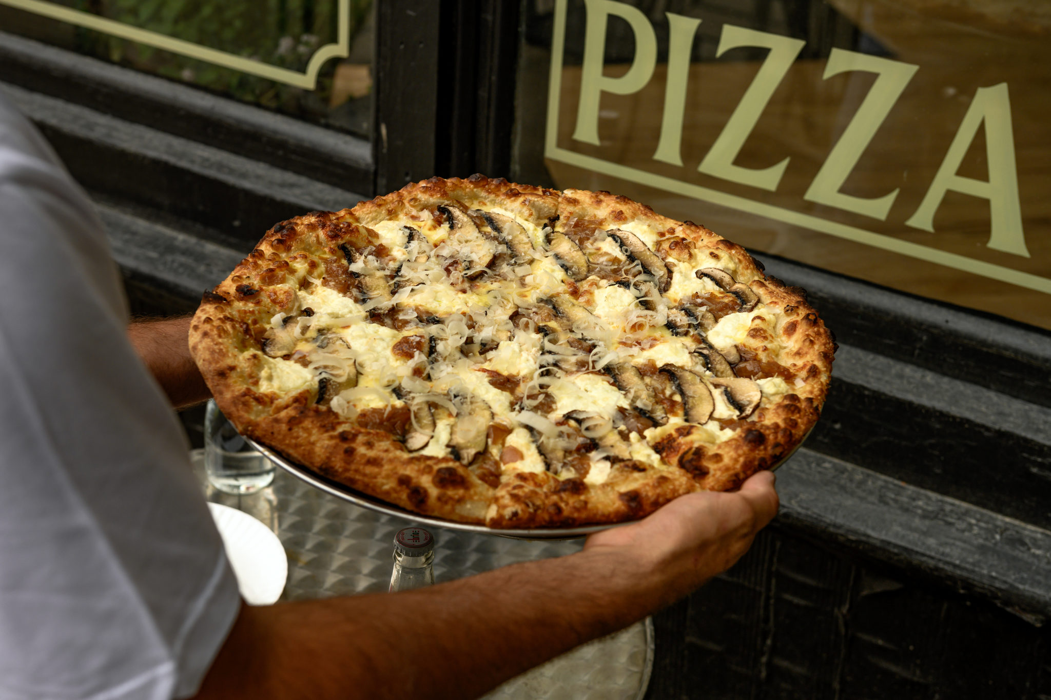 Pizzeria Badiali — Dovercourt — photograph from the credited source