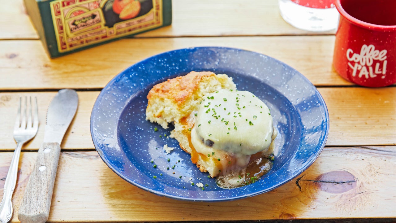 Bang Bang Pie & Biscuits — photograph from the credited source